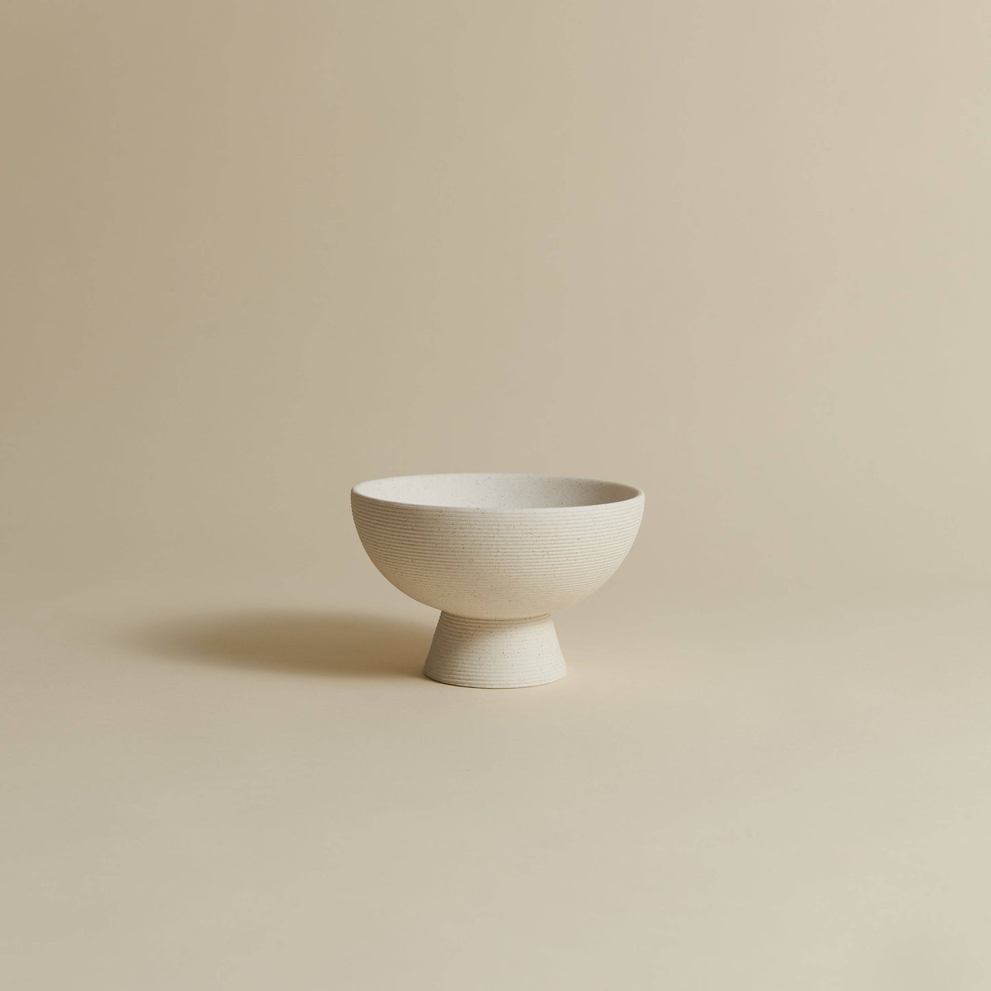 Bowl Vase: Matte Black