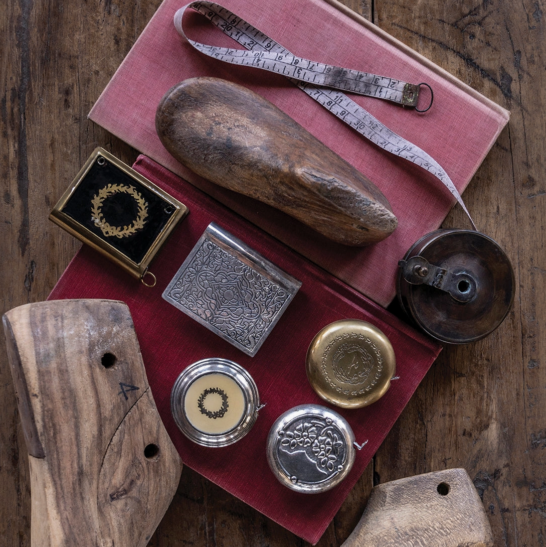 Measuring Tape Box | Silver Etched