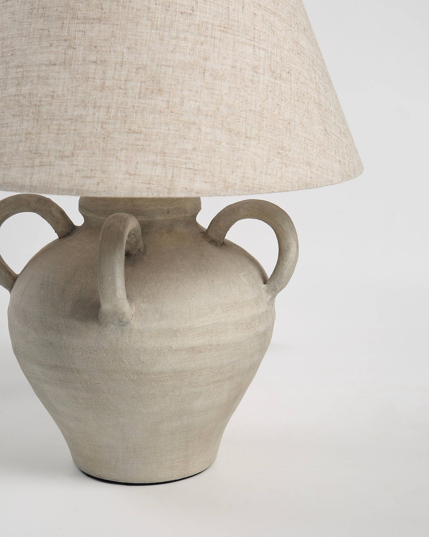 Ava Table Lamp |  Cream Vase Design