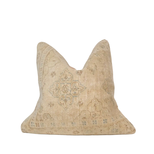 Axel Turkish Pillow: 20 x 20 / II