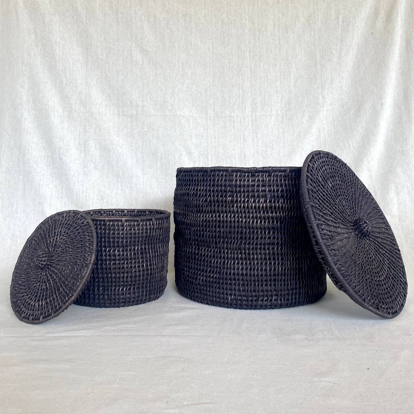 Black Lidded Makenge Storage Basket : Black / Small