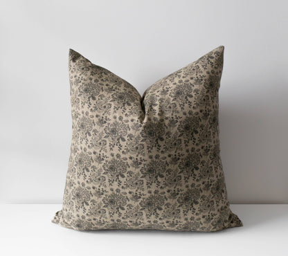 Elizabeth Pillow Cover