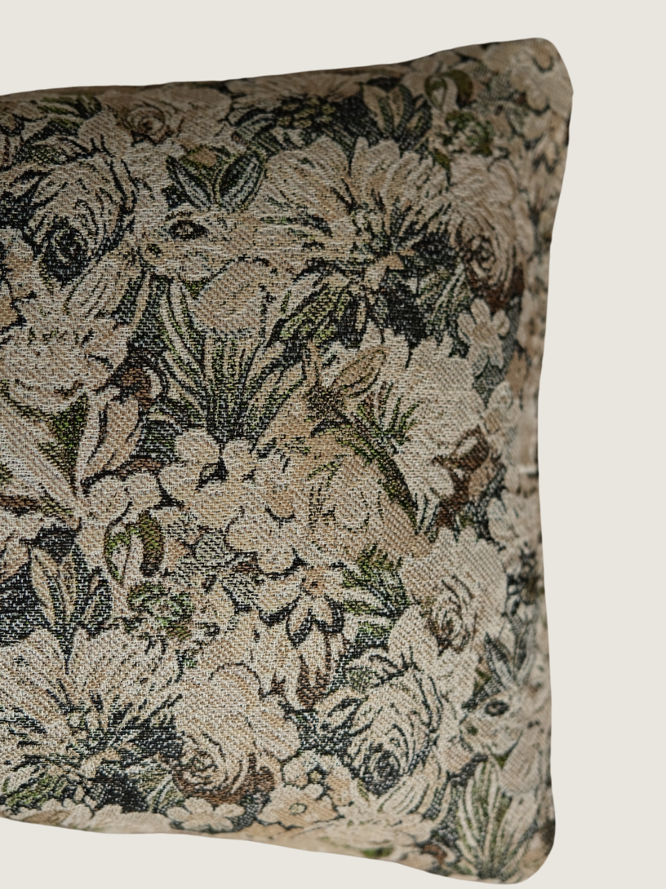 Gabrielle Tapestry Pillow: 18 x 18