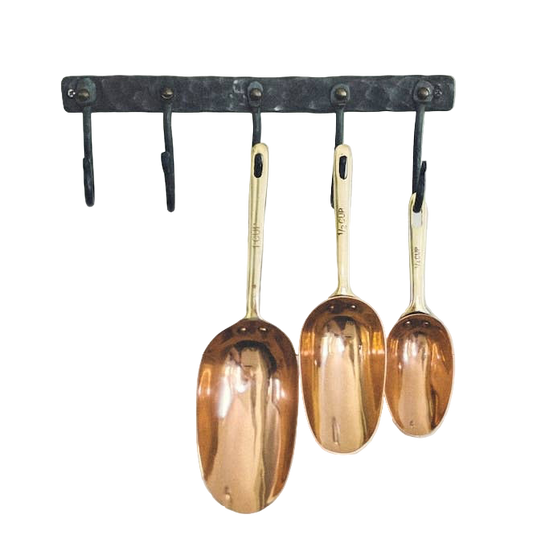 Lustrous Warm Metalic Finish Set of Three Copper Measuring Scoops