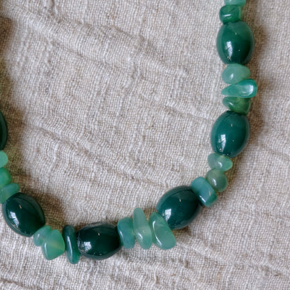 Chunky Green Glass Beaded Necklace | Vintage