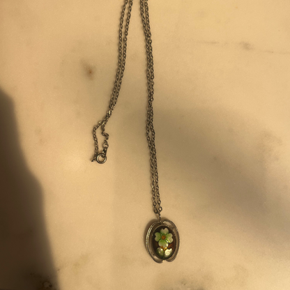 Flower Pendant Necklace | Vintage