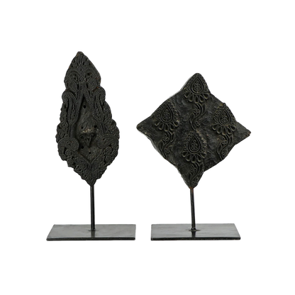 Decorative print block to stand with displaying artwork or text