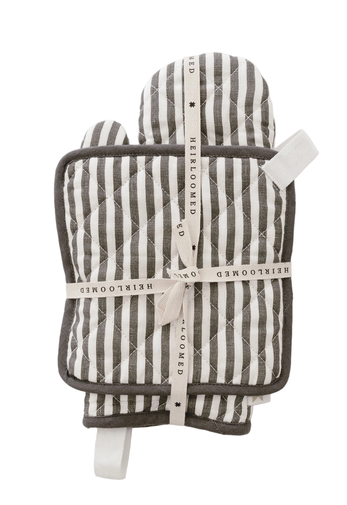 Keepsake Quilted Linen Oven Mitt + Potholder Set Pewter
