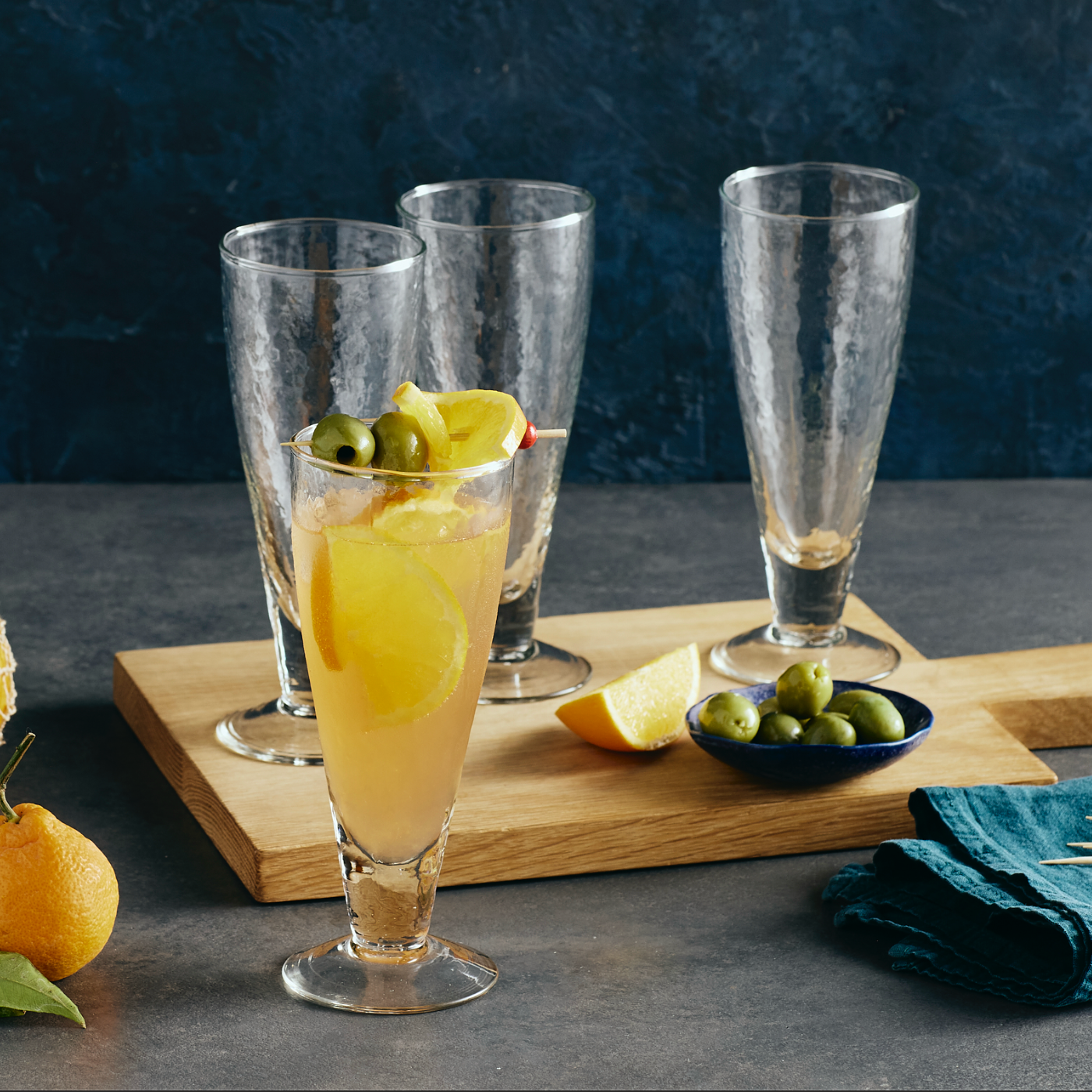 Pebbled Footed Tulip Glass | Set of 4