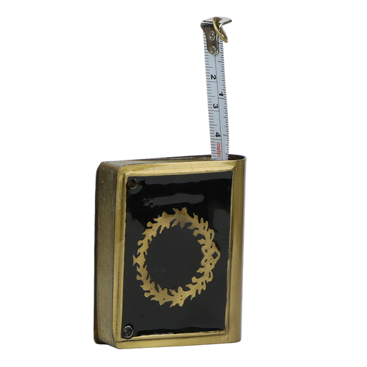 Measuring Tape Box with Wreath